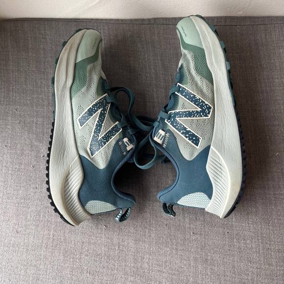 New Balance DynaSoft Nitrel V4 Running Shoes Womens 8 Teal Sneakers All Terrain - Picture 4 of 12
